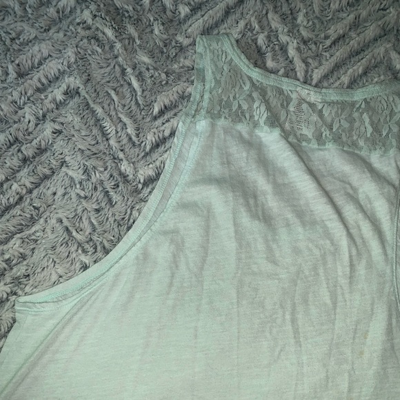 VS Pink Tank - Picture 3 of 5